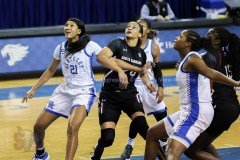 CWBBKentuckyvsSouthCarolina1-10-21TRWSVA-62